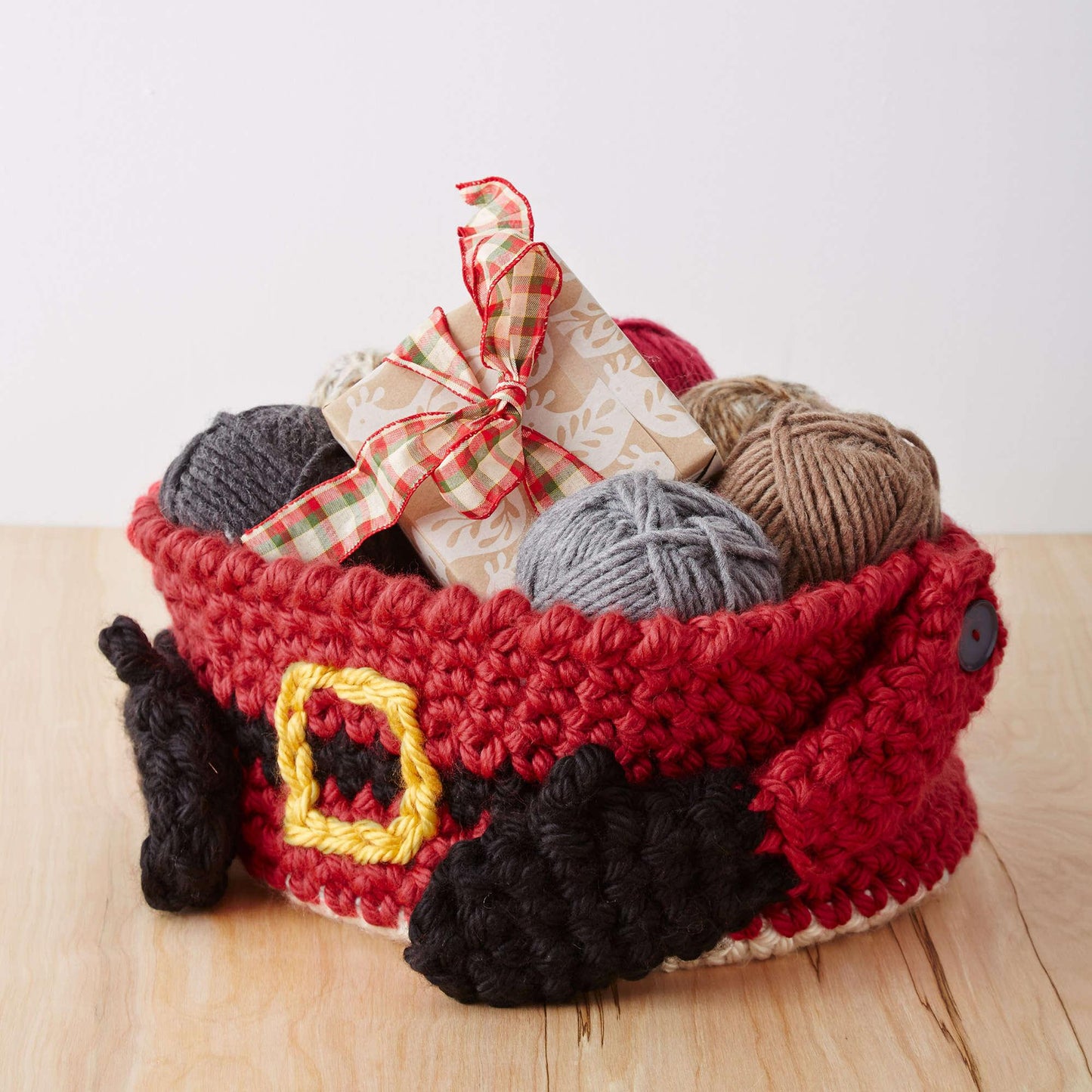 Bernat Crochet Santa's Gift Basket