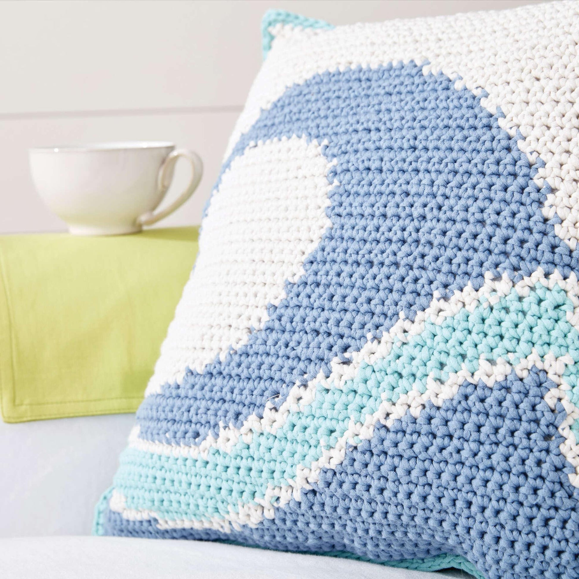 Bernat Catch A Wave Crochet Pillow - Dynamic Frog