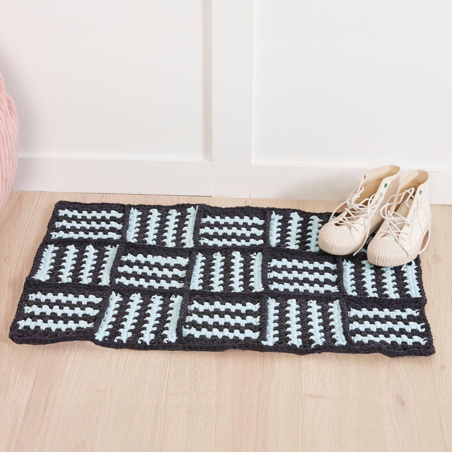 Bernat Crochet Moss Stitch Squares Rug