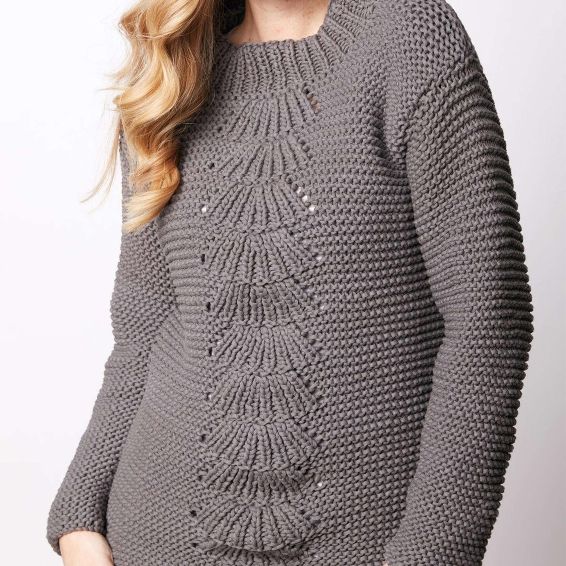 Bernat Center Fan Knit Pullover - Dynamic Frog