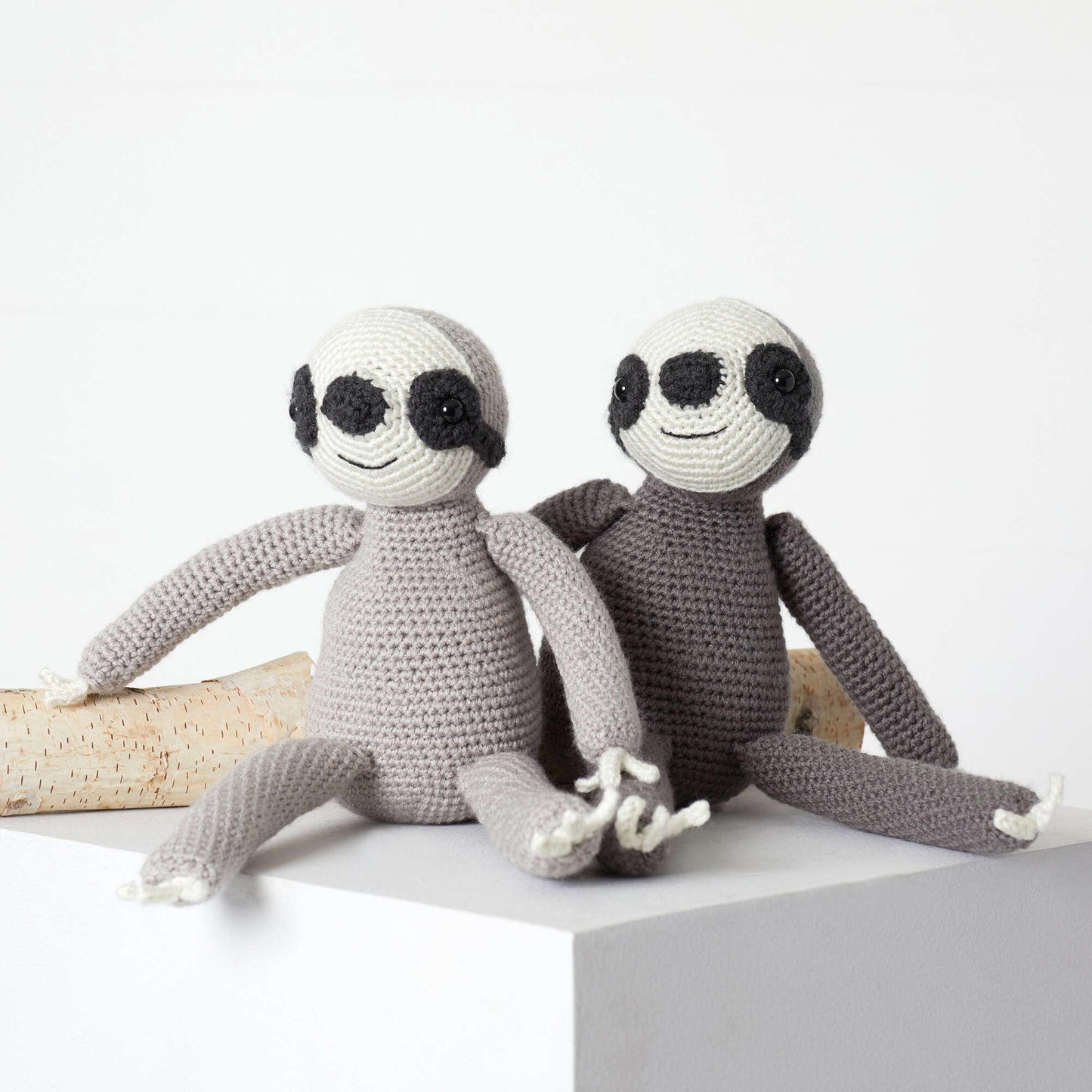 Red Heart Tree Sloth Buddies To Crochet