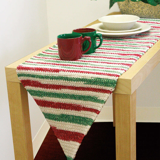 Lily Sugar'n Cream Table Runner to Crochet